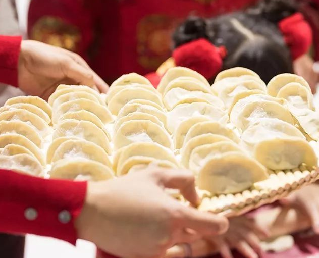 新年包餃子