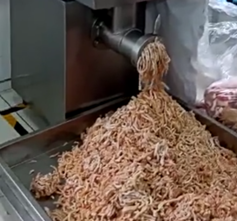 絞肉機